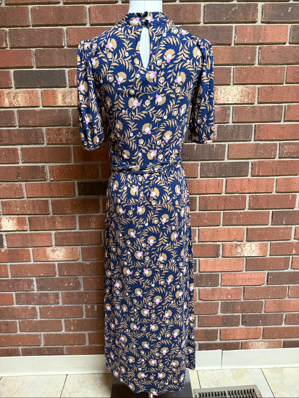 Boden Navy Floral Puff Sleeve Dress Size 6 - Picture 8 of 14